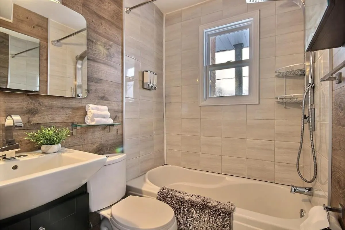 City Center Charming River View Ac Free Parking Québec